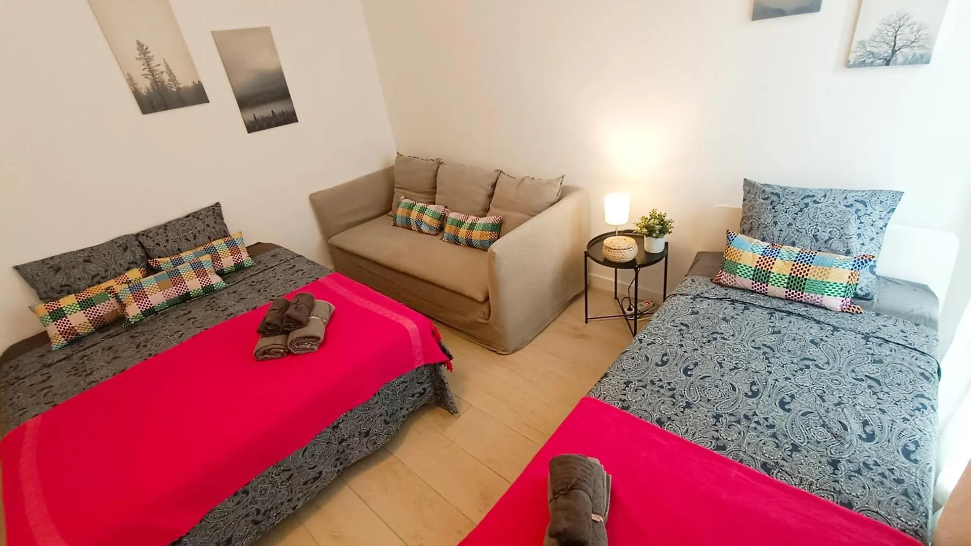 Private Rooms By Plaza Universidad contacts